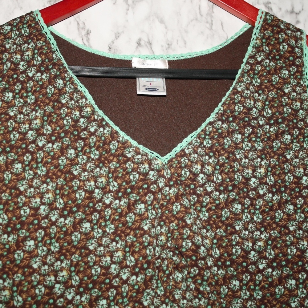 Old Navy Perfect Fit Floral Sleeveless Top Large